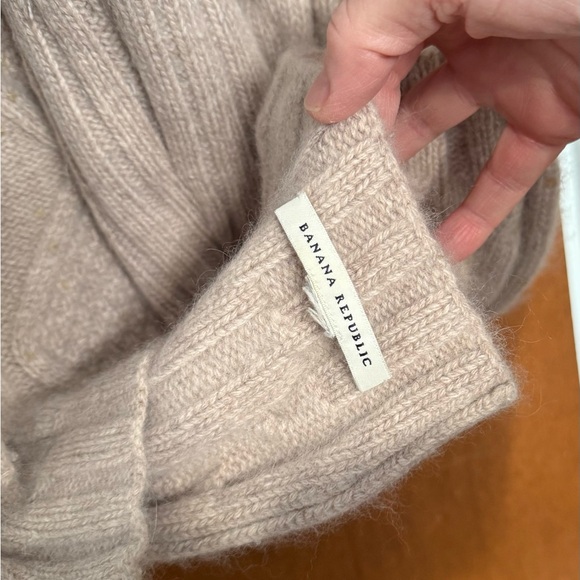 Vintage Banana Republic Angora Sweater and Scarf Set, M - Picture 6 of 12